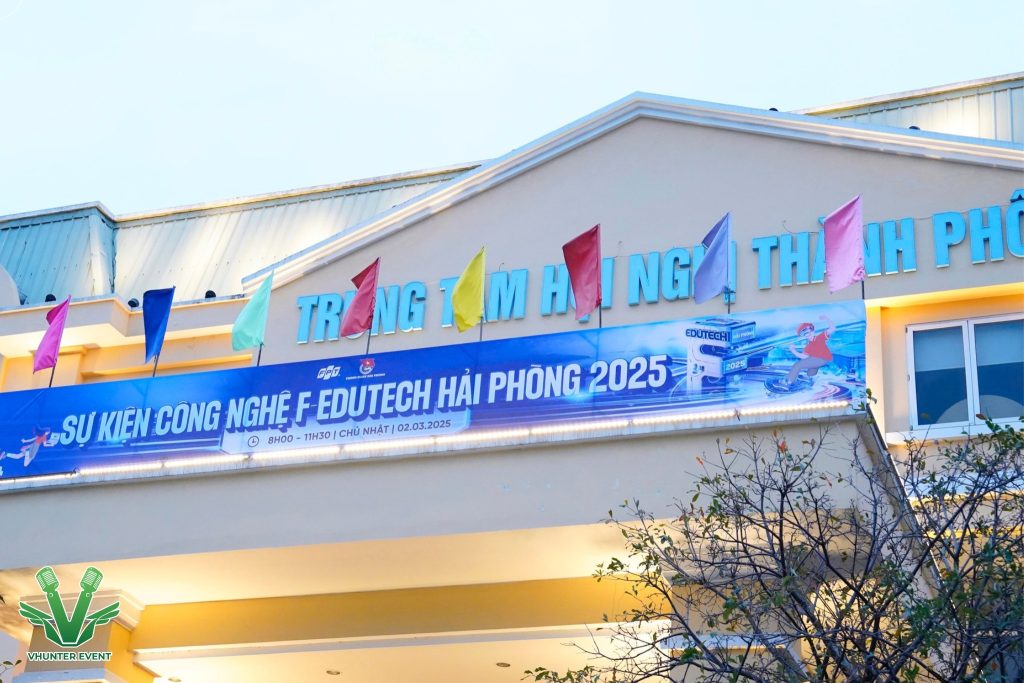 In phông bạt quảng cáo giá rẻ – Tiết kiệm mà vẫn chuyên nghiệp