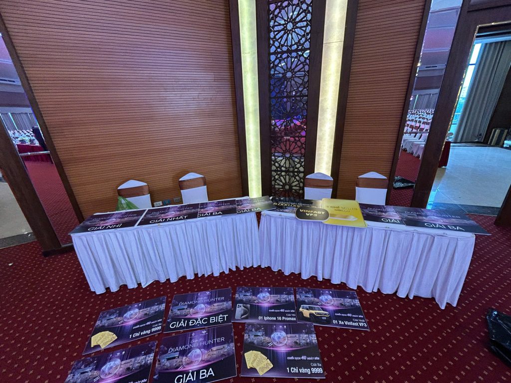 Liên hệ tư vấn – In fomex chất lượng, giá tốt chỉ có tại VHunter Print