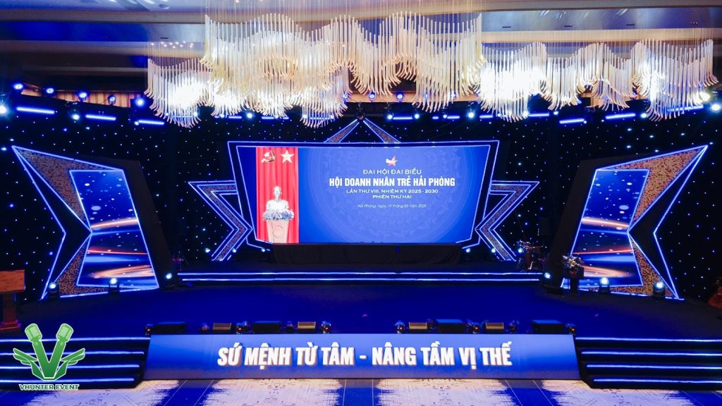 Dịch vụ trang trí sân khấu trọn gói – Tiện lợi, tiết kiệm thời gian