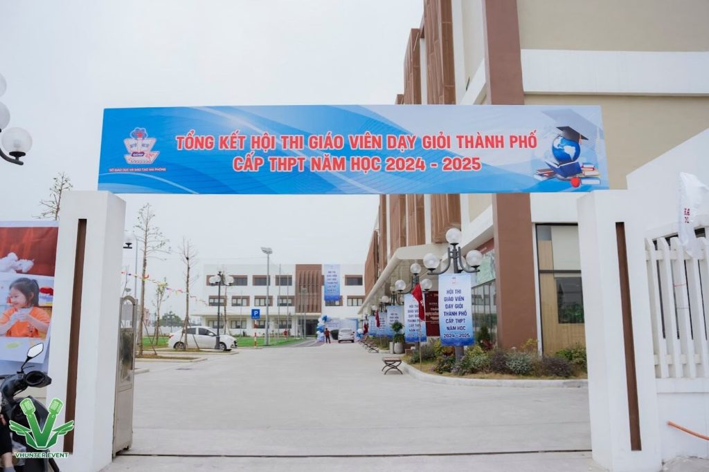 Thi Công Biển Bạt Hiflex Trọn Gói – Giải Pháp Quảng Cáo Kinh Tế Đỉnh Cao