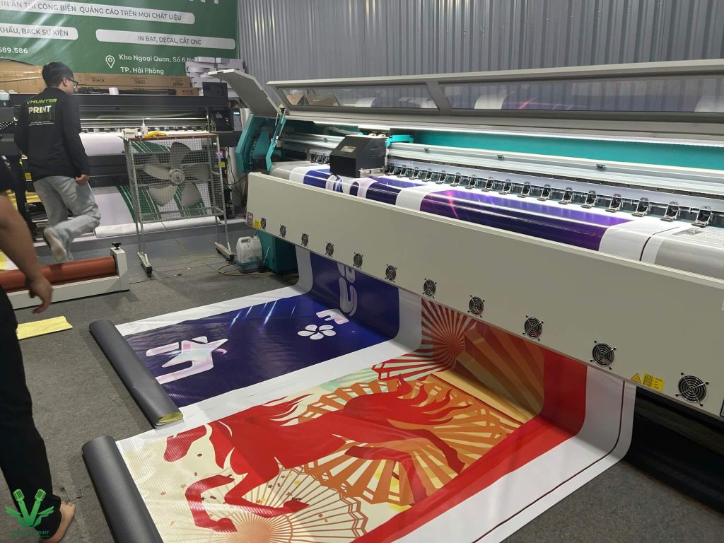 Lưu ý khi sử dụng bạt trắng in quảng cáo cho sự kiện