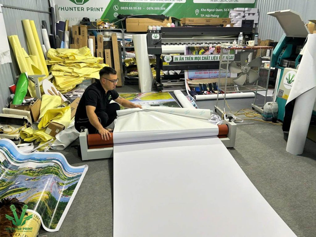 Bạt trắng in quảng cáo là gì?